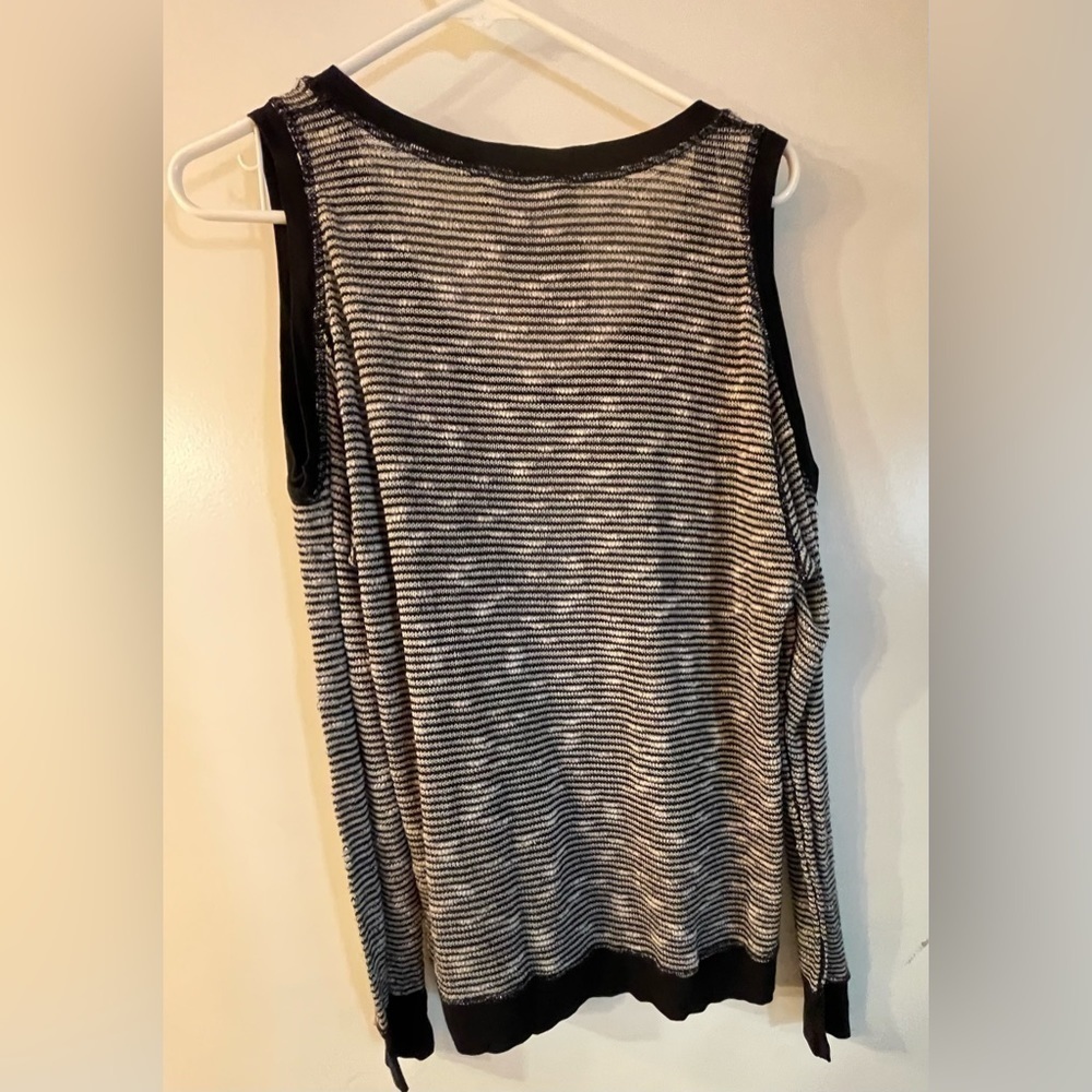 Young Fabulous & Broke black and white cold shoulder top - Picture 2 of 7